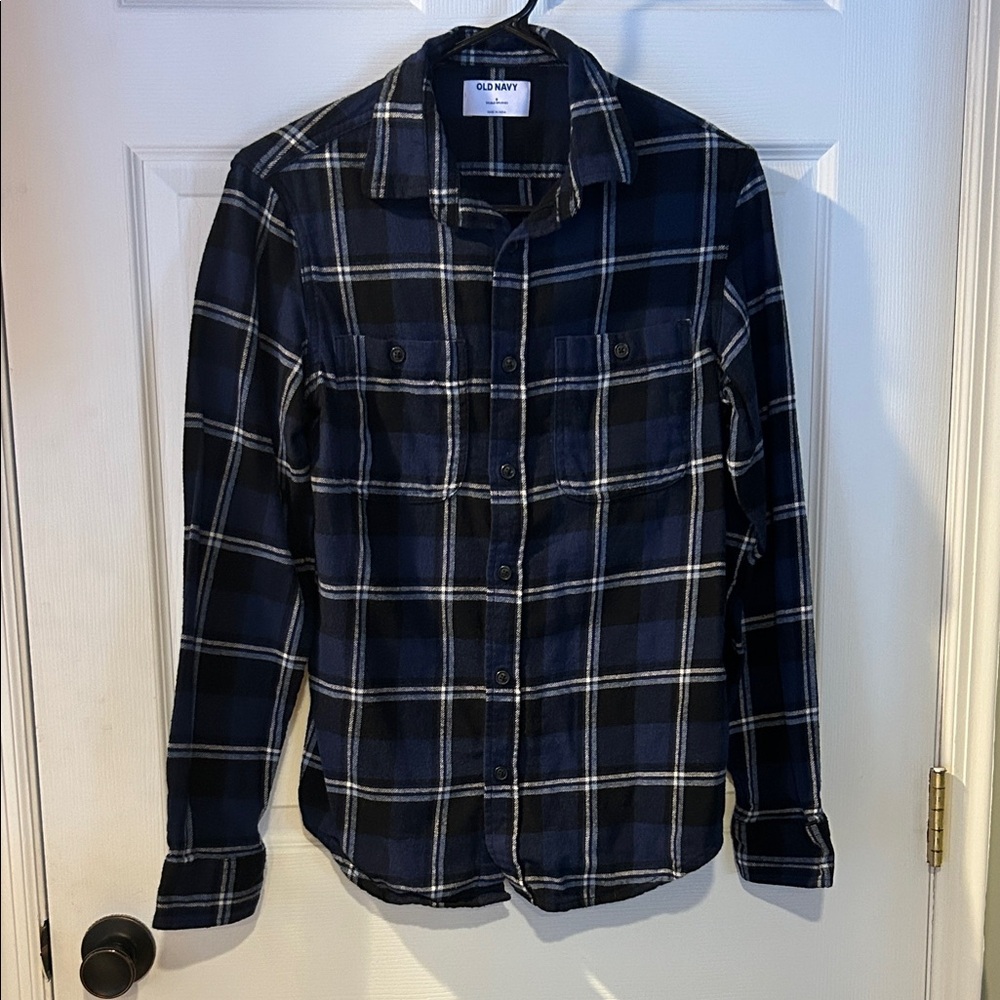 Old Navy Men's Dark Blue Checkered Shirt
